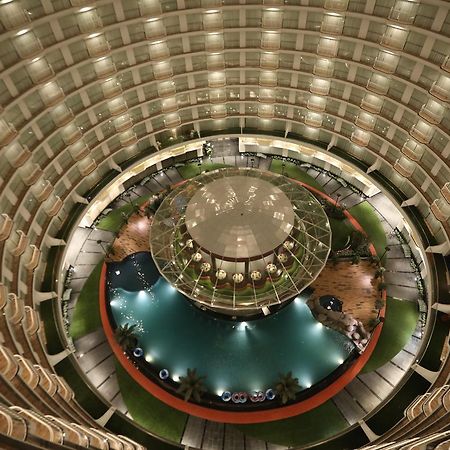 Rajhans Belliza Service Apartment Surat Exterior foto